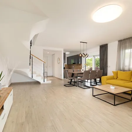 Aurelia 2 With Pool Villa Linardići